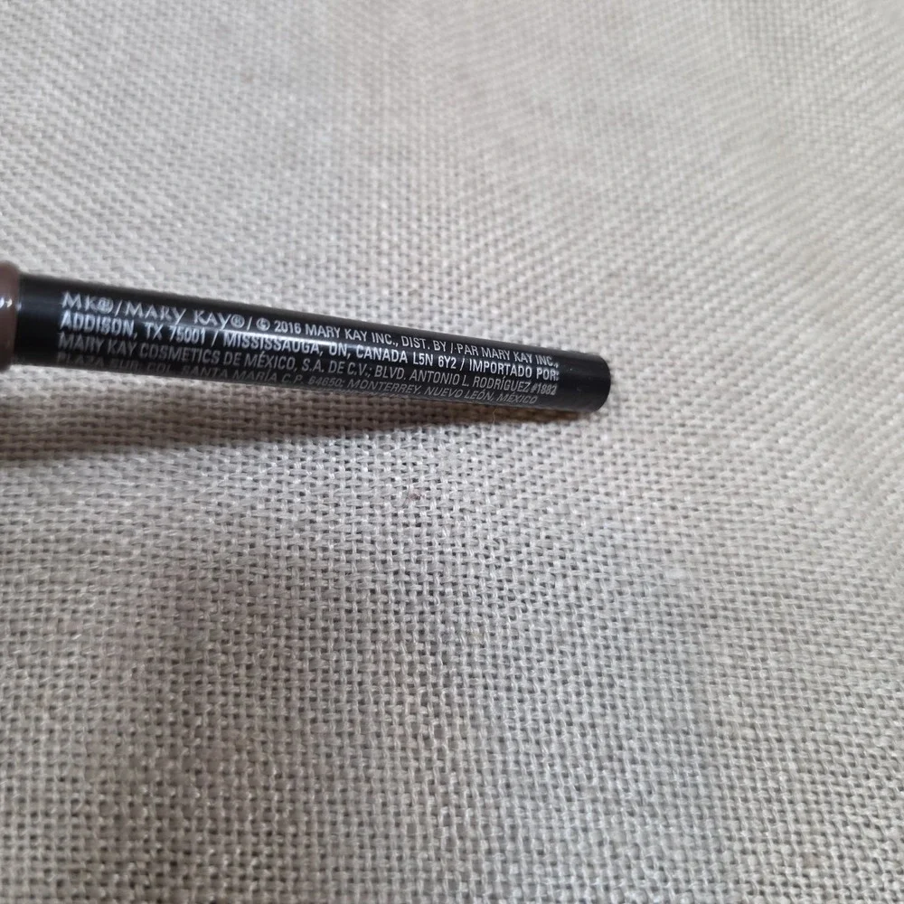 Mary Kay Eyeliner DEEP BROWN  New With Box. Discontinued. US SELLER.